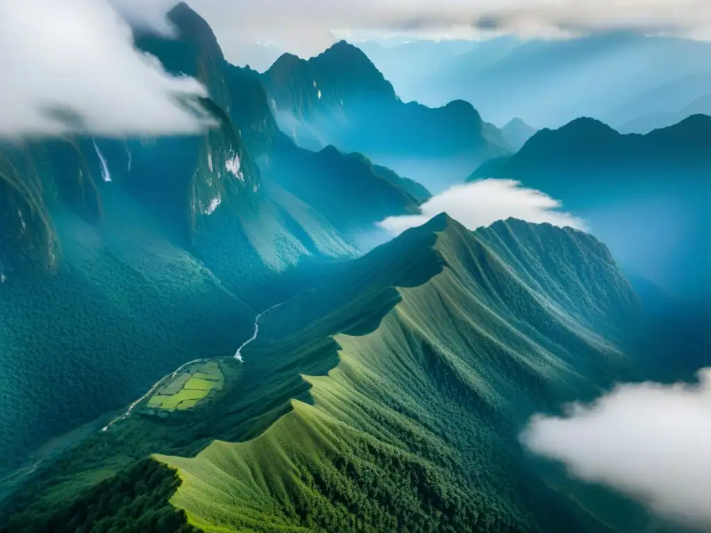 Explora la mística cordillera de los Montes de la Luna en África, con picos nevados y exuberantes valles verdes